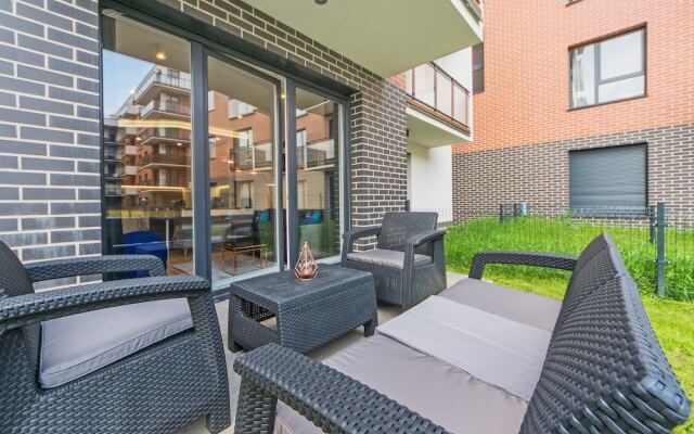 City Center - Dluga Grobla by Apartmore