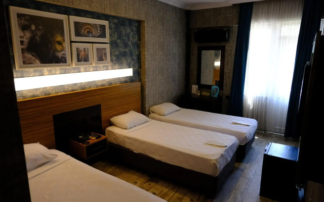 Esin Hotel