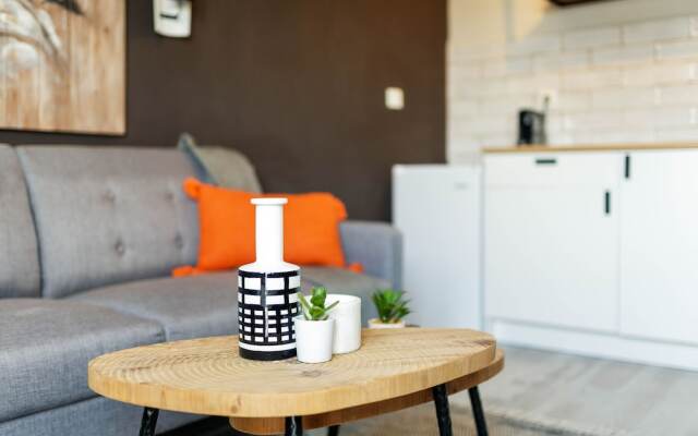 Trendy Balcony Apartments, Ben Yehuda St, Jerusalem
