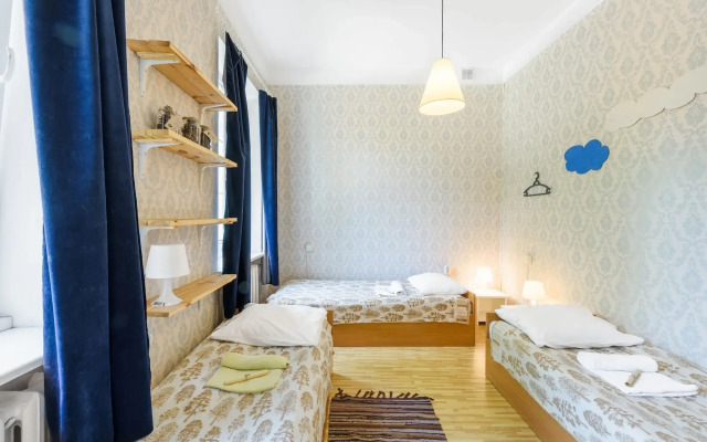 Downtown Forest Hostel & Camping