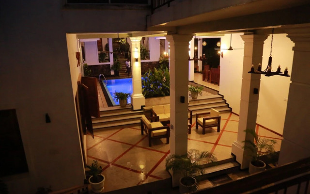 Hikka Boutique