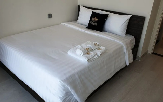 Stay In Vietnam Vinhomes Golden River