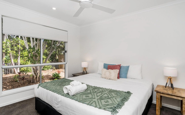 Harveys Beach House – Guest Rooms – Byron Bay