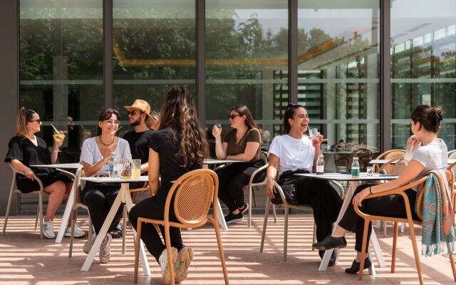 Zenitude Hotel la Valadière, an Ascend Collection Hotel