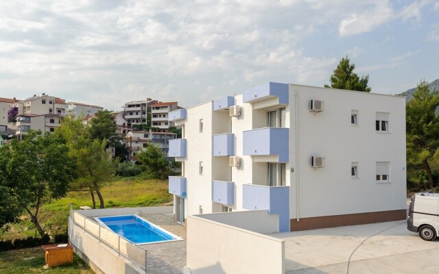 S1-spacious Studio With the sea View & use of Pool
