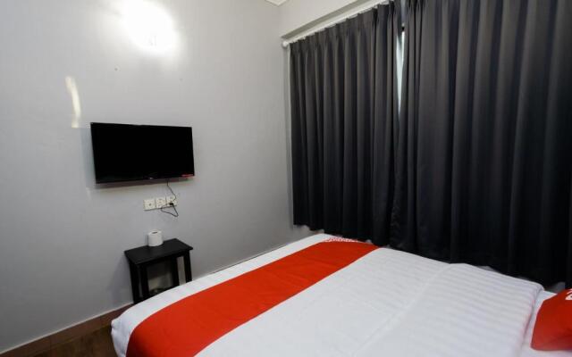 OYO 89578 Dung Fang Hotel No. 1 Sibu