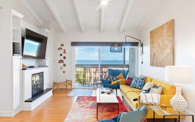 Sbtc324 2 Bedroom Condo by RedAwning
