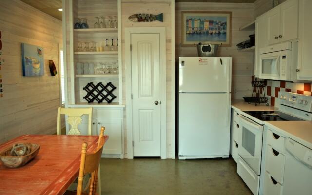 17 Royal Palms - Three Bedroom Home