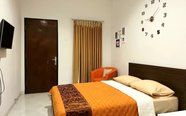 Comfy Room in Piliau Residence