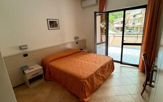 Athena Palace Hotel