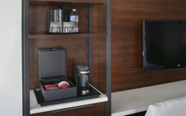 Marriott East Lansing at University Place