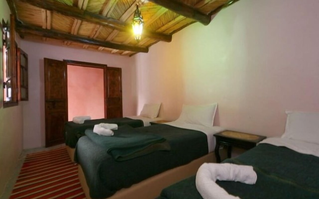 Roches Aremd - Hostel