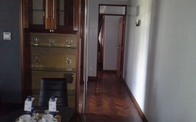 Meltonia Luxury Suites