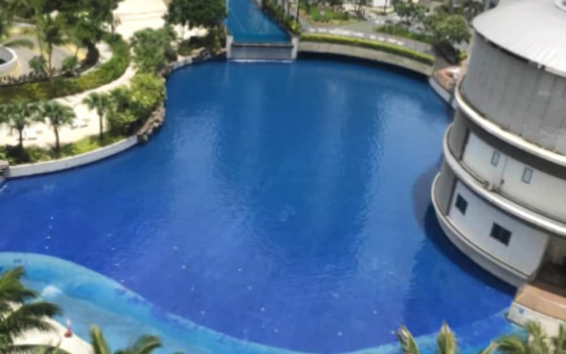 Azure Resort Staycation with Jessica