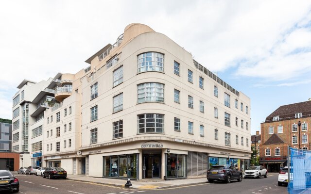 The Liverpool Street Collection