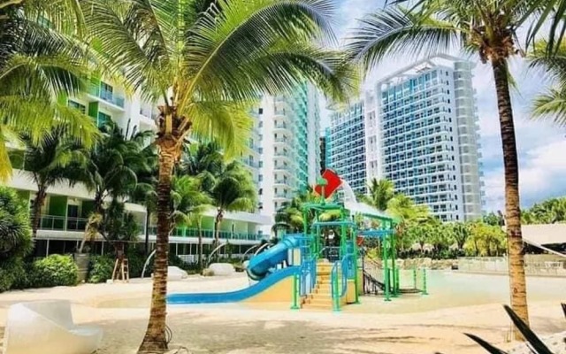 Stunning 1-bed Apartment in Paranaque