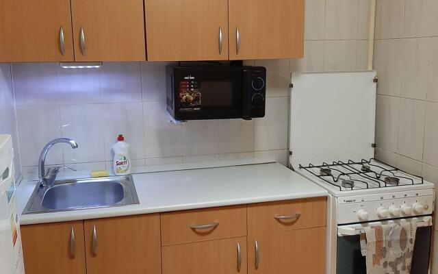 Апартаменты на проспекте Октябрьский 42