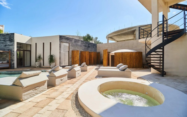 Adora Tulum 409 By Lockey