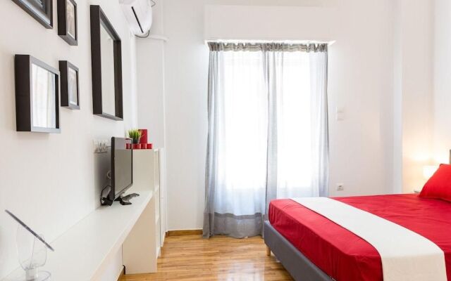 Newly Renovated Stylish Urban Flat