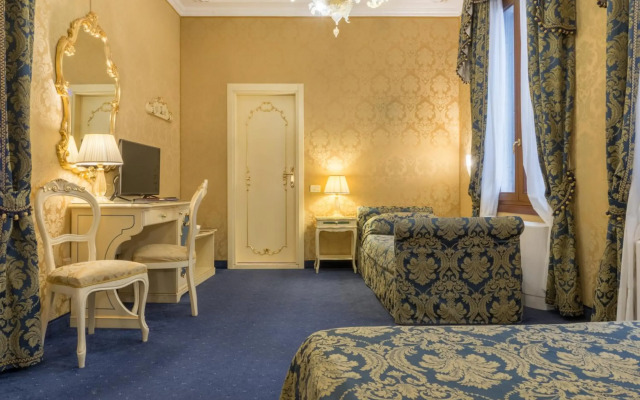 Hotel Becher