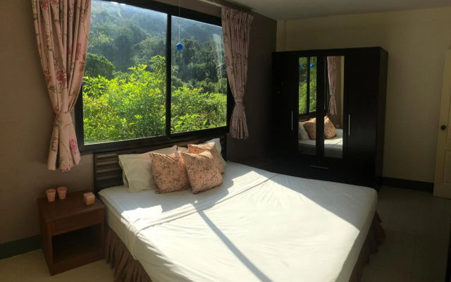 Lanta Complex