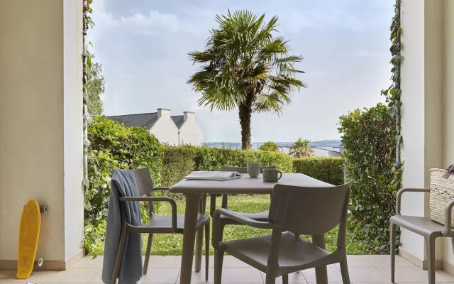 Seafront Apartment Near a Beach