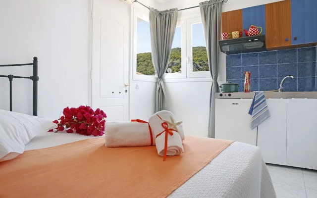 Agistri Apartments