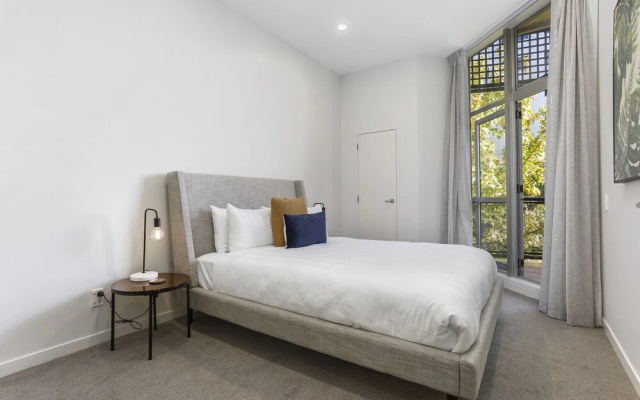 2 Bedrooms On Hobson Street With Carpark - By Urban Butler – Guest Rooms – Auckland
