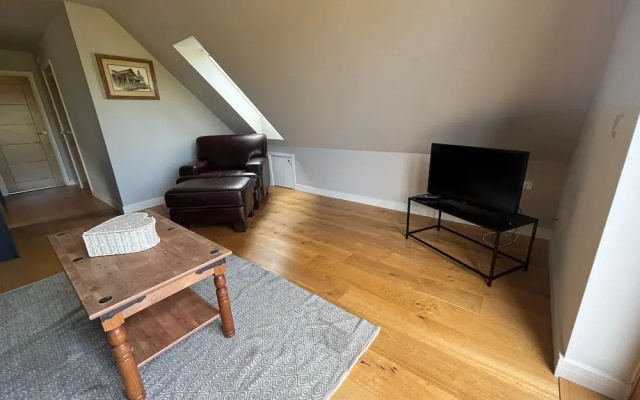 Tranquil Pond View Loft Retreat in Sudbury