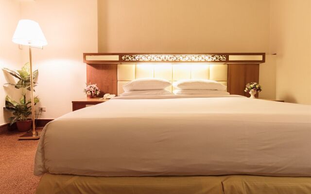 Bangkok Sahara Hotel