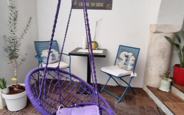 PLACE 4 U Studio Center
