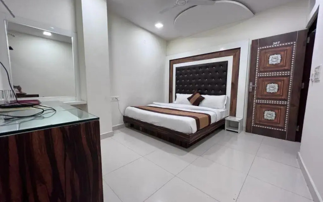 Hotel Sehmi's Best Rest Inn
