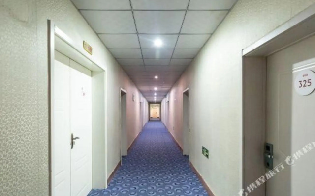 Lanyue Hotel