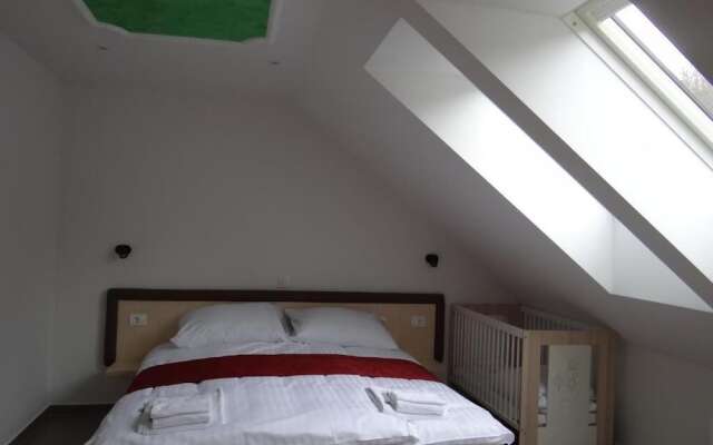 Apartments Olimian
