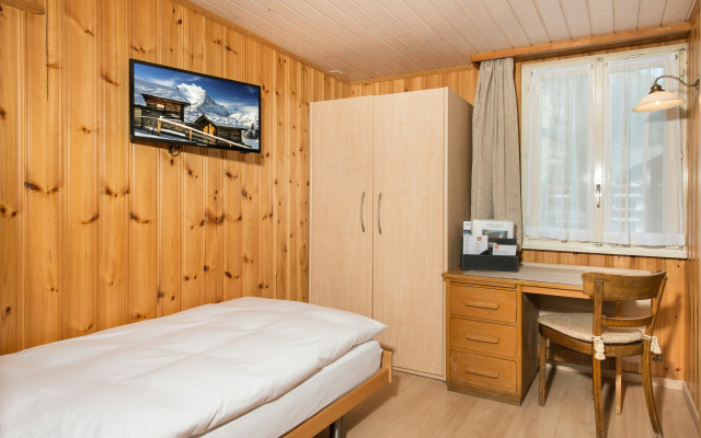 Hotel Alpina – Guest Rooms – Zermatt