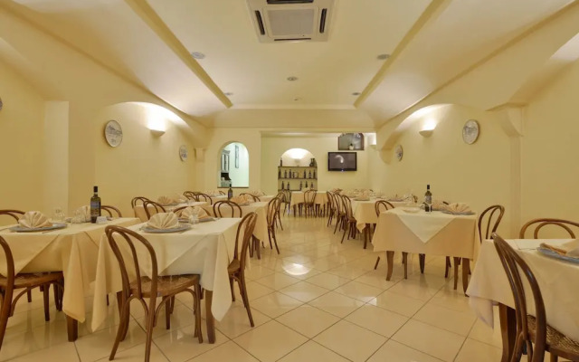 Hotel La Marina