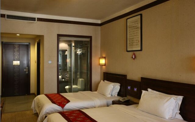 Cien Hotel