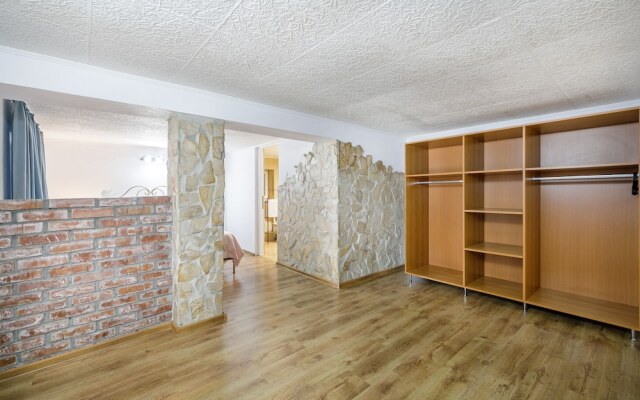 Tropica Home with Barbeque & Ciubar