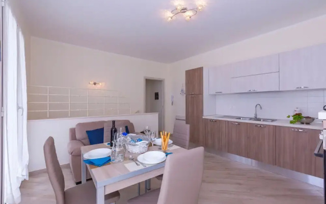 Serena 1 in Alassio With 2 Bedrooms and 2 Bathrooms