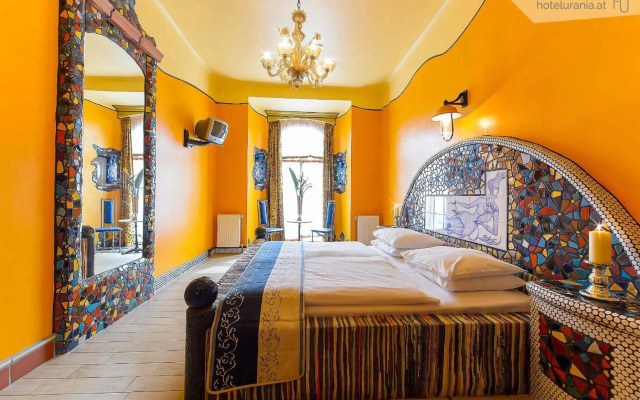 Hotel Urania
