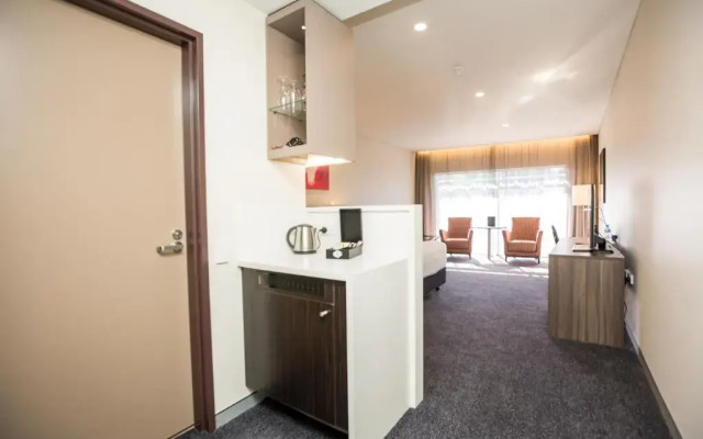 Alexandra Hills Hotel
