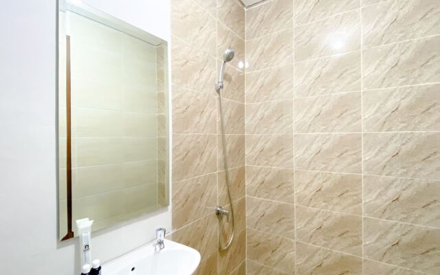 Well Furnished Studio Apartment at Transpark Juanda Bekasi Timur by Travelio