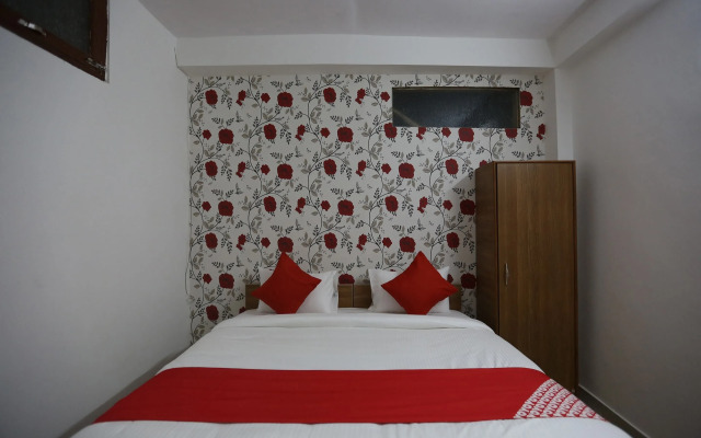 OYO 44400 Retreat Inn