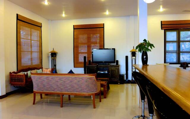 NB Villa Nicky Sunset