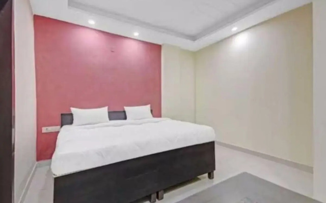 OYO Flagship 70305 Hotel Dg Dwarka Mor