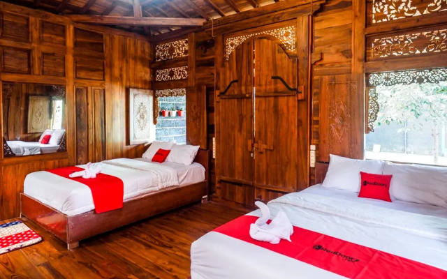 RedDoorz near Terminal Mendolo Wonosobo