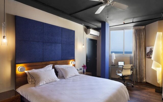 PLAY Seaport Suite Hotel TLV