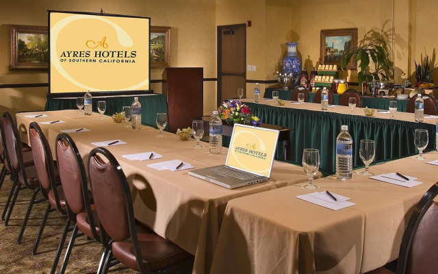 Ayres Suites Diamond Bar