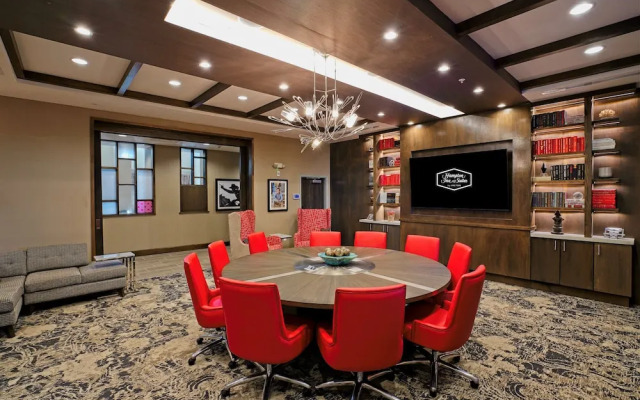 Hampton Inn & Suites Lubbock University