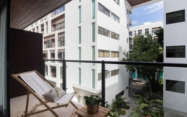 Apartments near the beach pool and gym